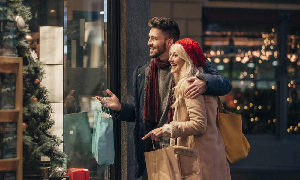 How Signage can boost your sales at Christmas