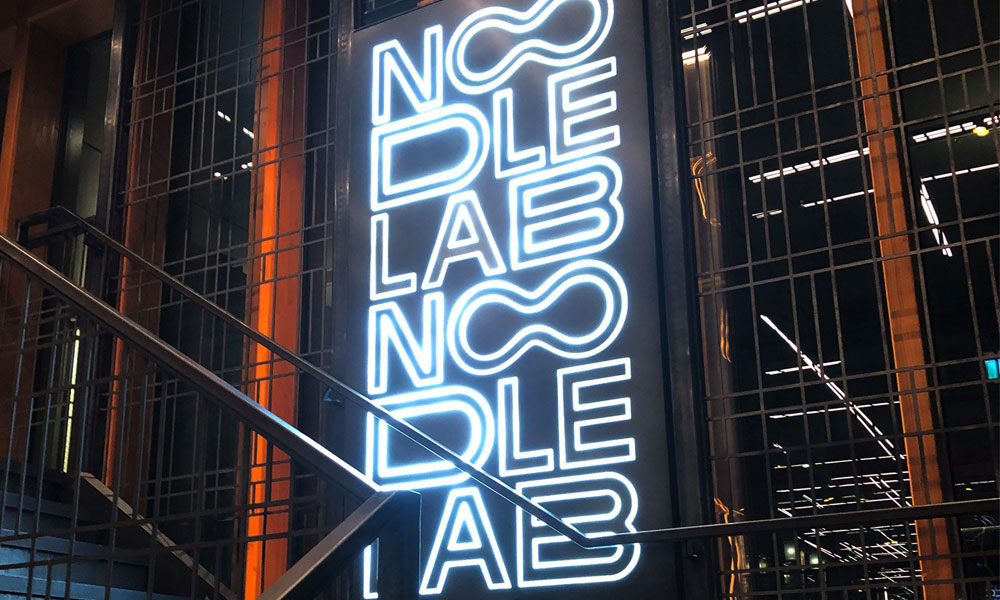 Faux Neon Signs LED vs Neon vs Faux Neon Blog Image